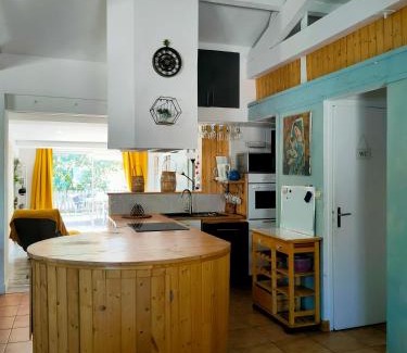 Beychac-et-Caillau House | Un petit coin de campagne