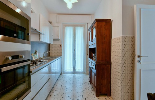 Santa Margherita Ligure Apartment | Una Finestra su Villa Durazzo by Wonderful Italy