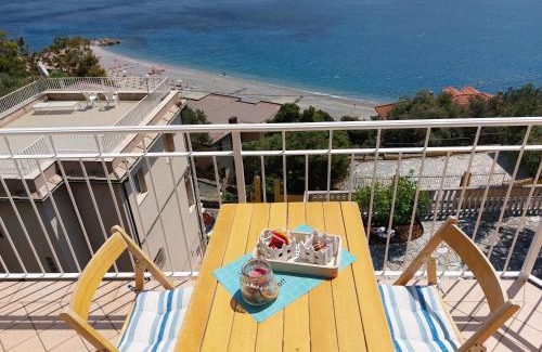 Bergeggi Apartment | Una finestra sul mare Home 1