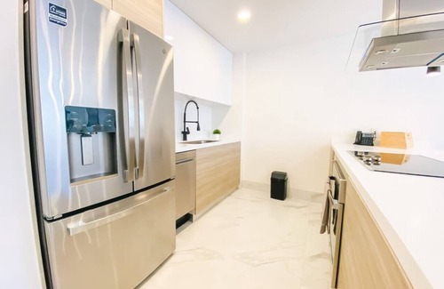 El Tezal Condo | Unbeatable location 2BD 2BTH Walking distance to Medano.