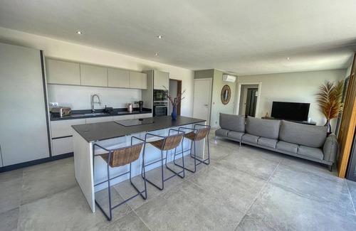 Anse des Rochers Villa | Unbelievable villa sea view and beach access