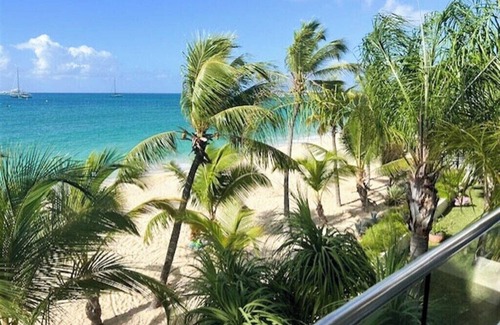 Simpson Bay Condo | UNBRIDLED Le Papillon: Beachfront Elegance with Backup Generator