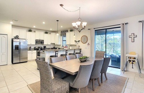 Davenport House | Uncover One-of-a-Kind Wonderland! Themed Rooms + Free Pool Heat & Magical Perks!