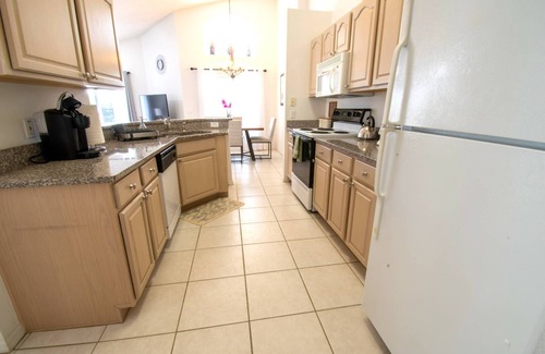 Haines City House | Under new management - 5-star golf course house