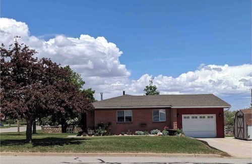 Monticello House | Under the Blues - Home away from Home ,fully remodeled 2bd/2ba homenn