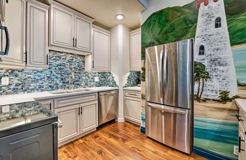 Millcreek Apartment | 'Under the Sea.and Ski' Apt w/View, Near Dwtn