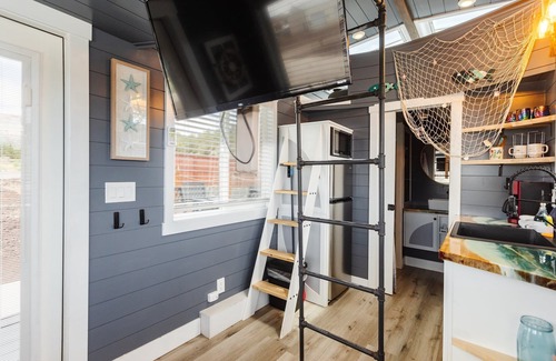 Apple Valley Apartment | Under The Sea Tiny Home