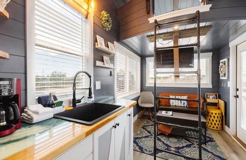 Apple Valley Apartment | Under The Sea Tiny Home