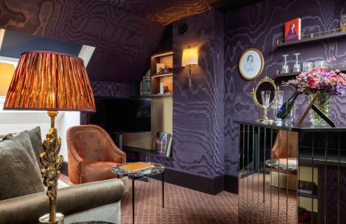 Arts-et-Metiers Hotel | UNE AUTRE CHAMBRE