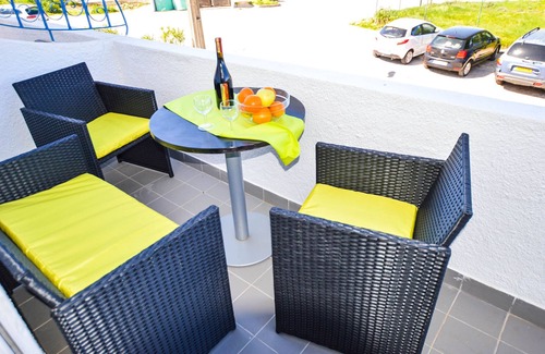 Vale de Centianes Apartment | Unforgettable holidays with sea view near the beach