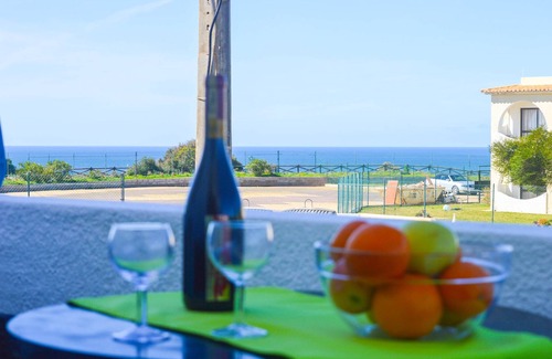 Vale de Centianes Apartment | Unforgettable holidays with sea view near the beach