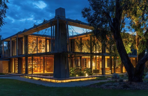 Inverloch House | Unforgettable Acre of Beachfront Luxury with Pool & Spa