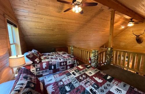 Grand Marais House | Unforgettable Fall Colors Grand Marais Hideout