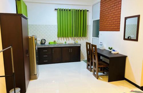 Seeduwa - Katunayake Apartment | Unic Residence And Transit Hotel