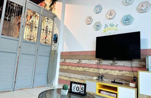 Bayan Lepas Apartment | Unicorn Fairy Theme 2BR Airport Suite# Straits Intl# Pantai Hospt