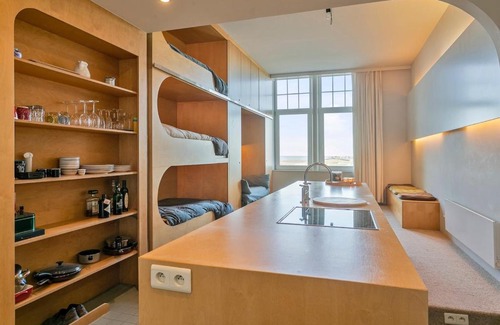 Zeebrugge Apartment | Uniek ingerichte ruimte met magnifiek zeezicht!