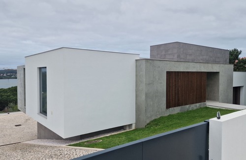 Caldas da Rainha Villa | Unieke Villa met 4 Slaapkamers en Uitzicht op de de Grootste Lagune van Portugal