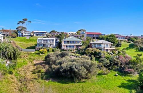 Encounter Bay House | Uninterrupted Views Encounter Bay - BYO Linen