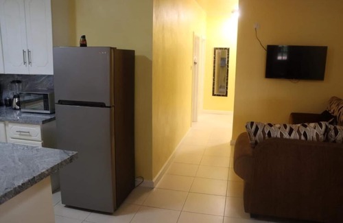Bois d'Orange Apartment | Union Hilltop Paradise Villas - Relaxing 2-Bedroom Villa for Family & Friends 4