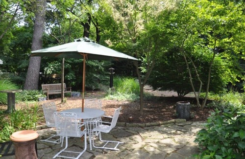 Union Pier Cottage | UNION PIER COTTAGE CLOSE TO BEACH AND DOWNTOWN!