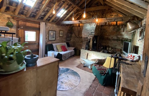 Spilsby House | Unique 1800s Blacksmith’s Workshop