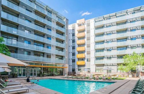 Evans Churchill Apartment | Unique 1BD -Central Downtown - Gym, Pool, Parking