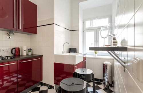 Mariahilf Apartment | Unique 1BR Oasis Near Subway by HM