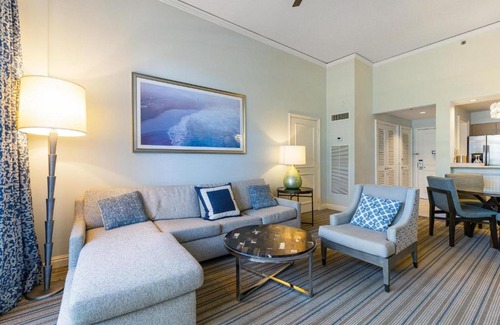 Key Biscayne House | Unique 1BR Suite Condo Located at Ritz Carlton-Key Biscayne