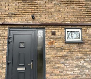 Limehouse Apartment | Unique 3BD Flat King Size Bed
