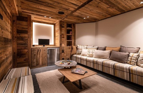 La Rosiere Ski Chalet | Unique 5* chalet for 12 people amongst the pin trees