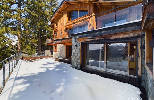 La Rosiere Ski Chalet | Unique 5* chalet for 12 people amongst the pin trees