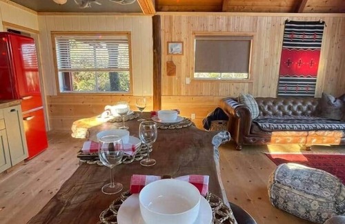 Julian Cabin | Unique A-frame with mountain views, 5 min to town