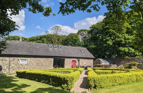 Bushmills House | Unique accommodation in the centre of Bushmills - dating back to 1745