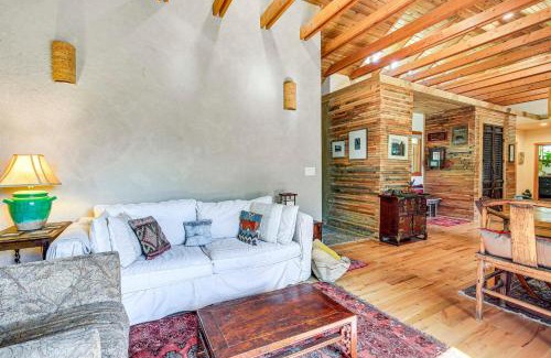 Southgate House | Unique and Serene Retreat, 7 Mi to Downtown Portland