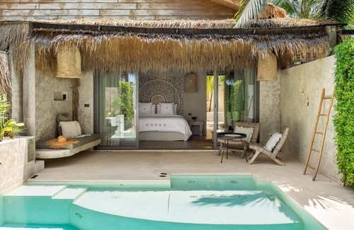 Bophut Villa | Unique Beachfront Mansion in Koh Samui top location