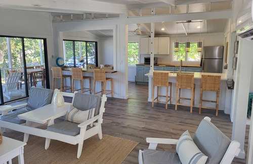 Naples House | UNIQUE BEACH TO BAY ISLAND GETAWAY, KEEWAYDIN AND FLORIDAS FINEST BEACH.