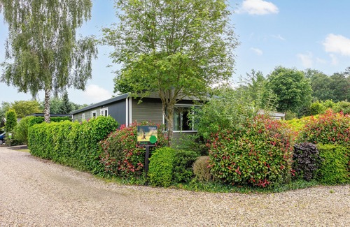 Hulshorst Ski Chalet | Unique chalet with terrace on the Veluwe