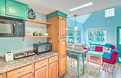 Skyland Cottage | Unique & Cozy Arden Cabin, 6 Mi to Blue Ridge Pkwy