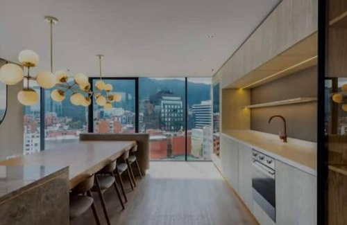 Calle 100 Apartment | Unique Design Loft With Balcony