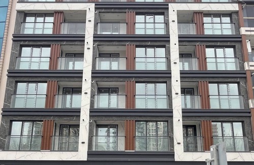 Zeytinburnu Apartment | Unique Design Studio next to Istanbul Fisekhane & Marmaray Metro Station