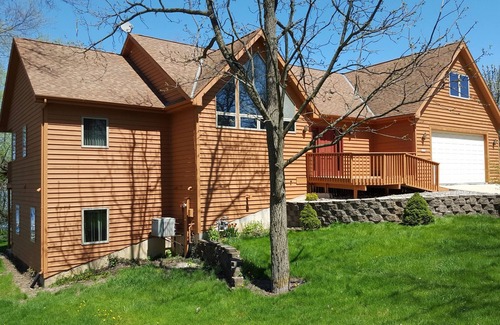 Wind Lake House | Unique Family Home Overlooking Beautiful Wind Lake With 117' Lake Frontage