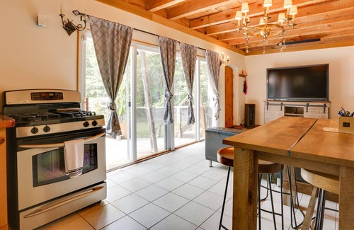 Ferndale House | Unique Ferndale Retreat: Sauna, Deck & Home Gym!
