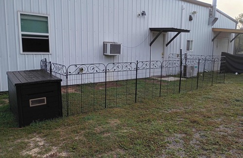 Langley House | Unique Hangar & RV Experience with paddock and shelter for Horses