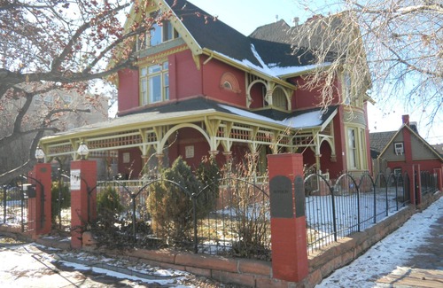 City Park West House | Unique Historic Victorian Mansion near Downtown Denver, Sleeps 16.