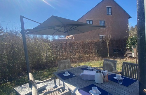 Kruibeke House | Unique holiday home at the Polders of Kruibeke