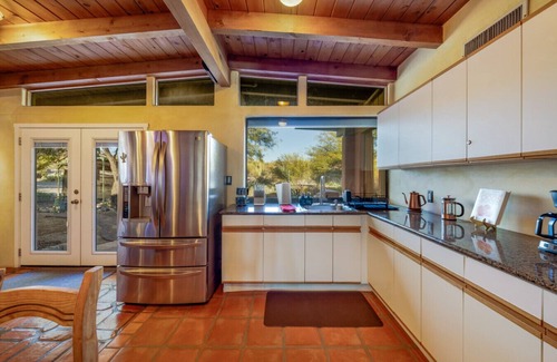 Tucson House | Unique Home/4 Acres/Private/5 BR 2 BA/Yoga