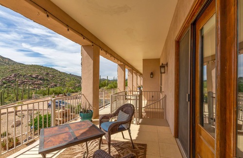 Cave Creek House | Unique home with mountain views close to downtown