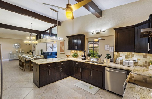 Clearwater House | Unique house - heated pool and hot tub option near Clearwater Beach Florida