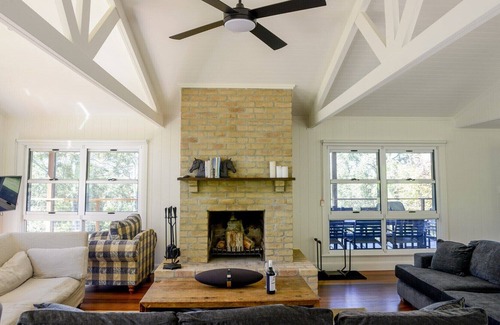 Kangaroo Valley House | Unique Location Stop the World and Truly Relax