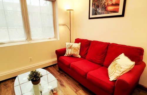 Queens Apartment | Unique Location NYC
